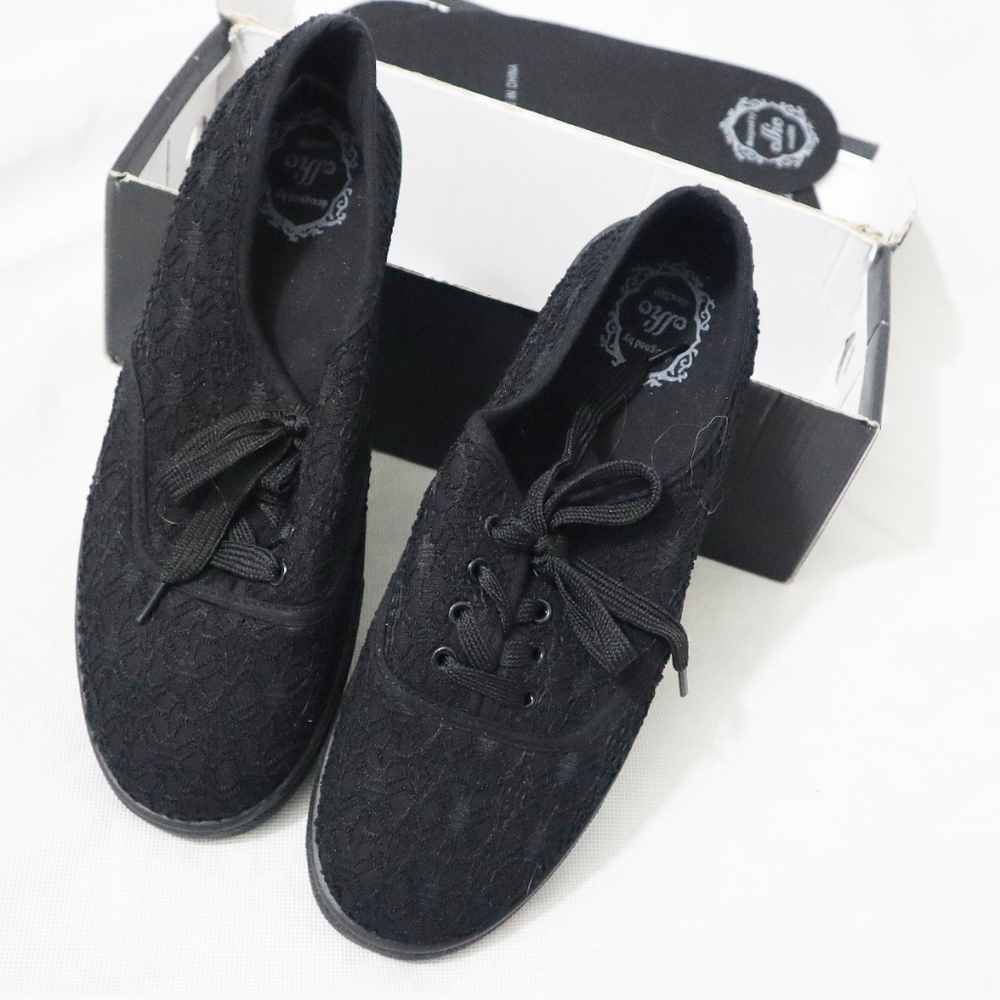 Black lace canvas shoes box included